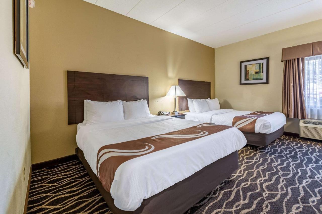 Quality Inn & Suites Southport Индианаполис Экстерьер фото