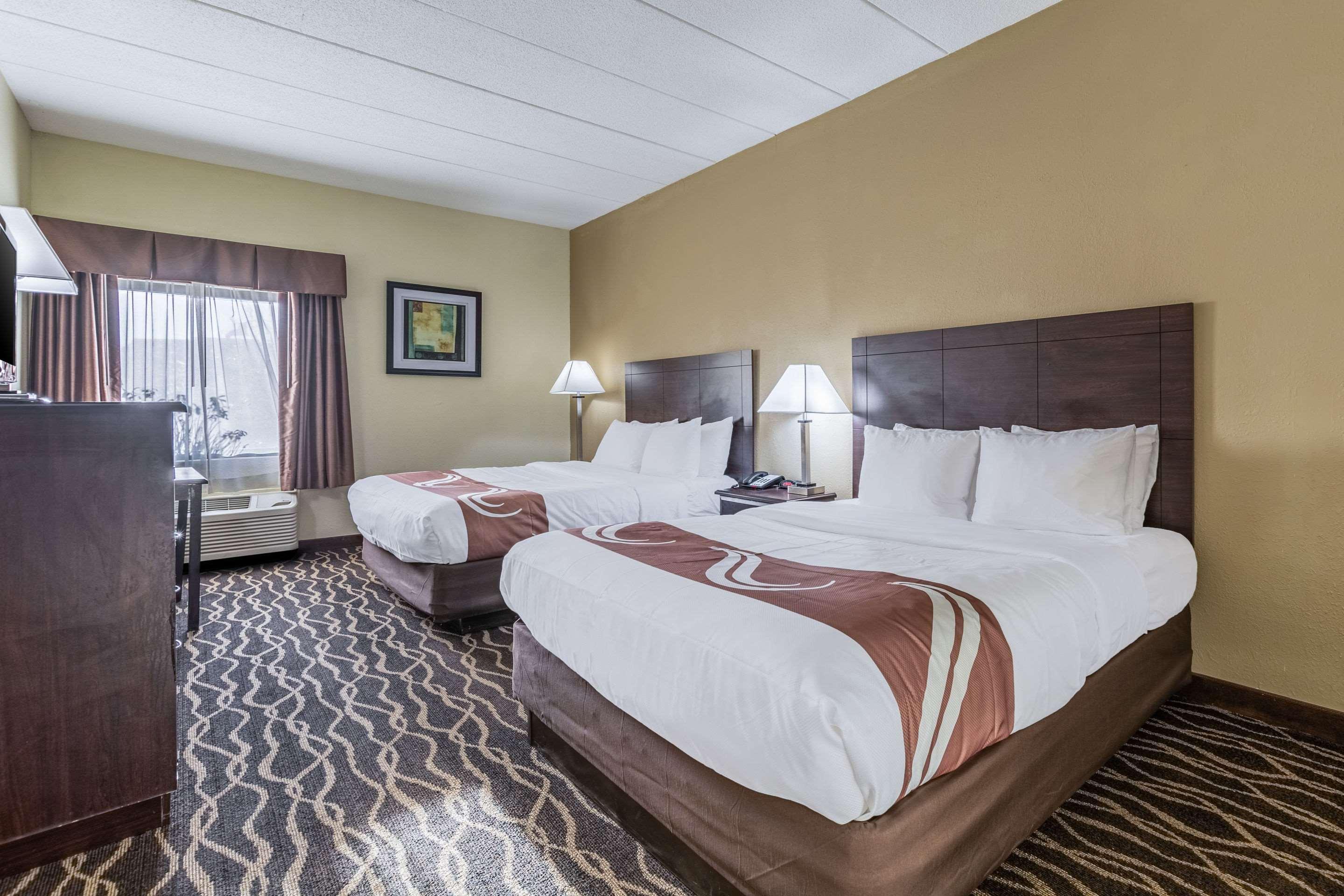 Quality Inn & Suites Southport Индианаполис Экстерьер фото