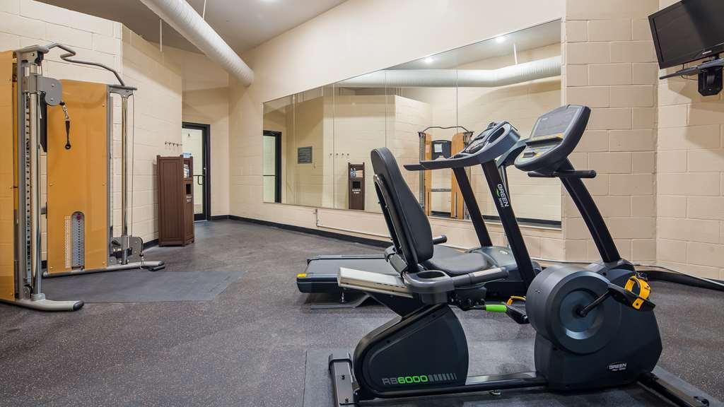 Quality Inn & Suites Southport Индианаполис Экстерьер фото